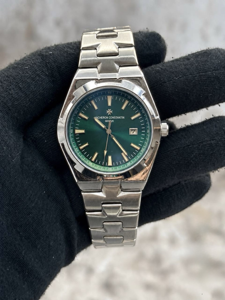 S1 Vacheron Constantin Overseas Self-Winding