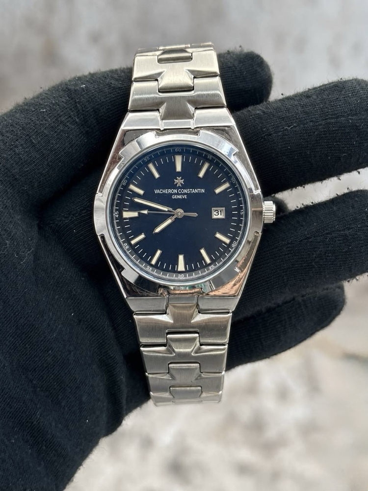 S1 Vacheron Constantin Overseas Self-Winding