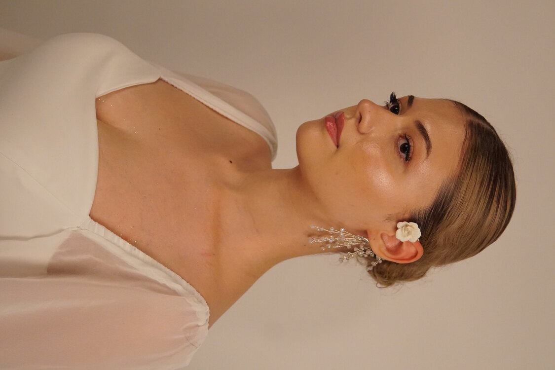 ÇİÇEKLİ EARCUFF