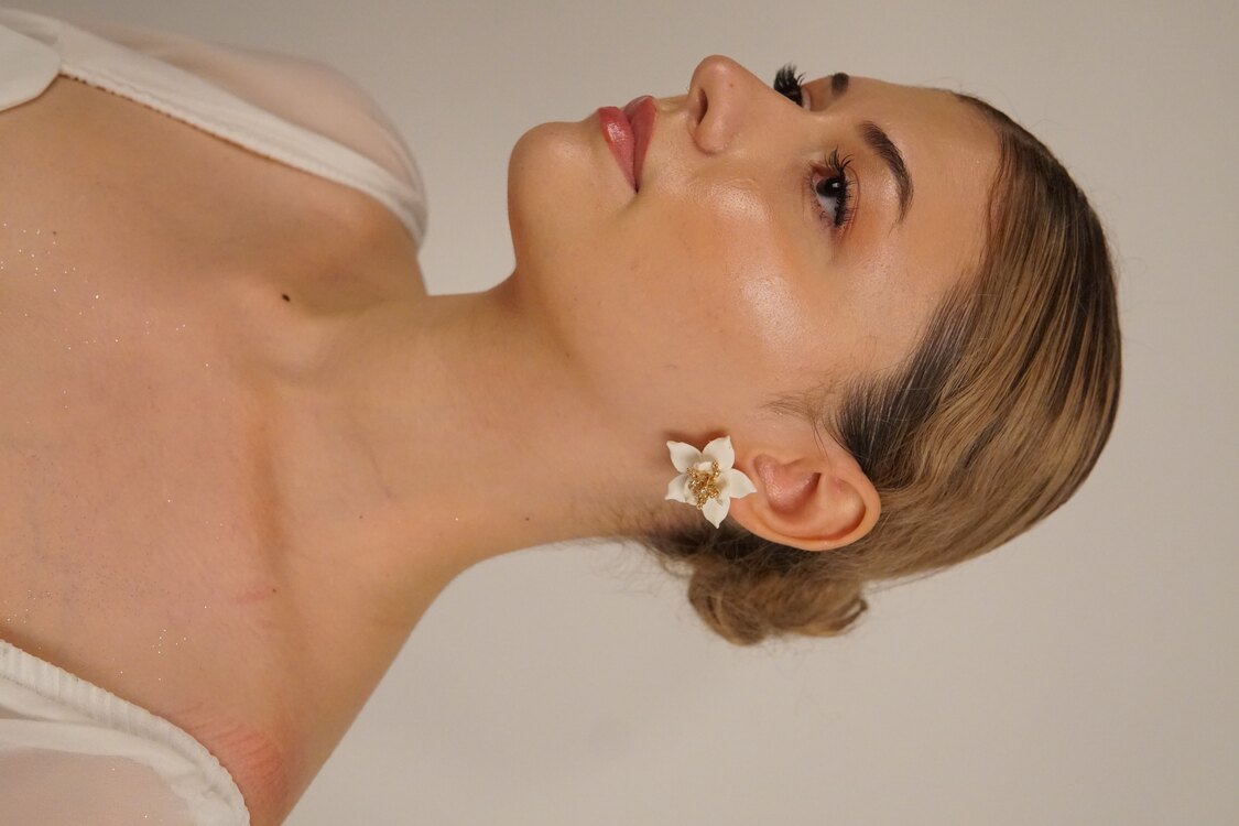 MANOLYA ÇİÇEK KÜPE