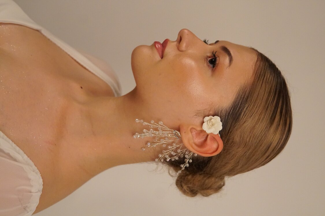 ÇİÇEKLİ EARCUFF