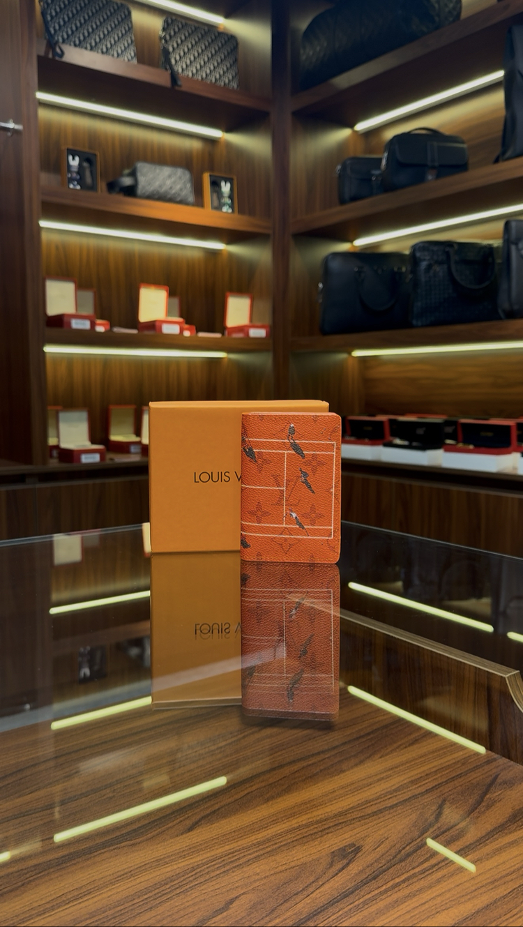 Louis Vuitton Tennis Turuncu Deri Kapaklı Kartlık