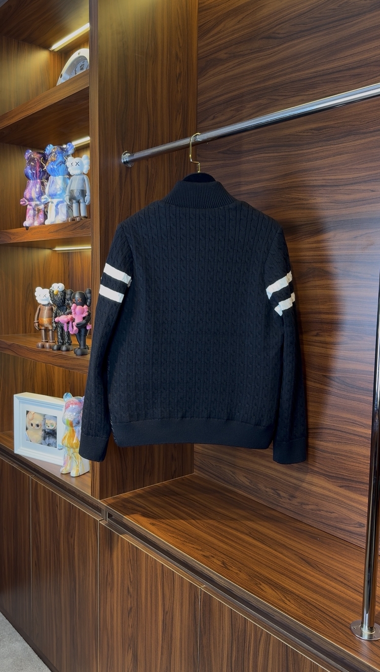 Moncler Kaz Tüyü Çelik Örme Ceket Siyah