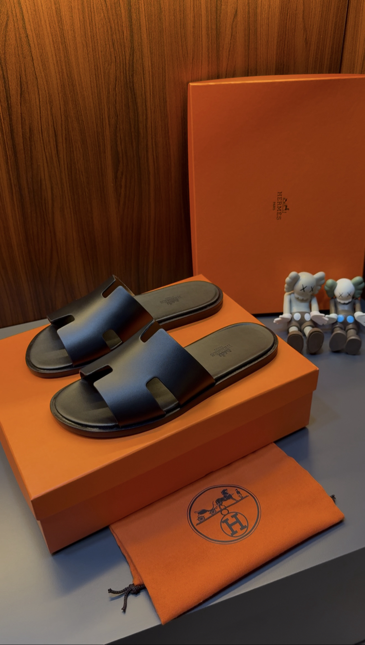 Hermes Epsom Izmir Black Leather Sandals
