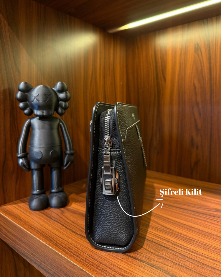 Hermes Siyah Clutch Bag ( Şifreli Kilit )
