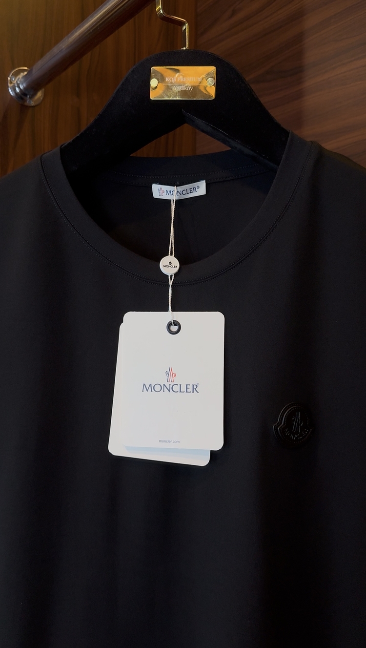Moncler Özel Kumaş Siyah Tshirt