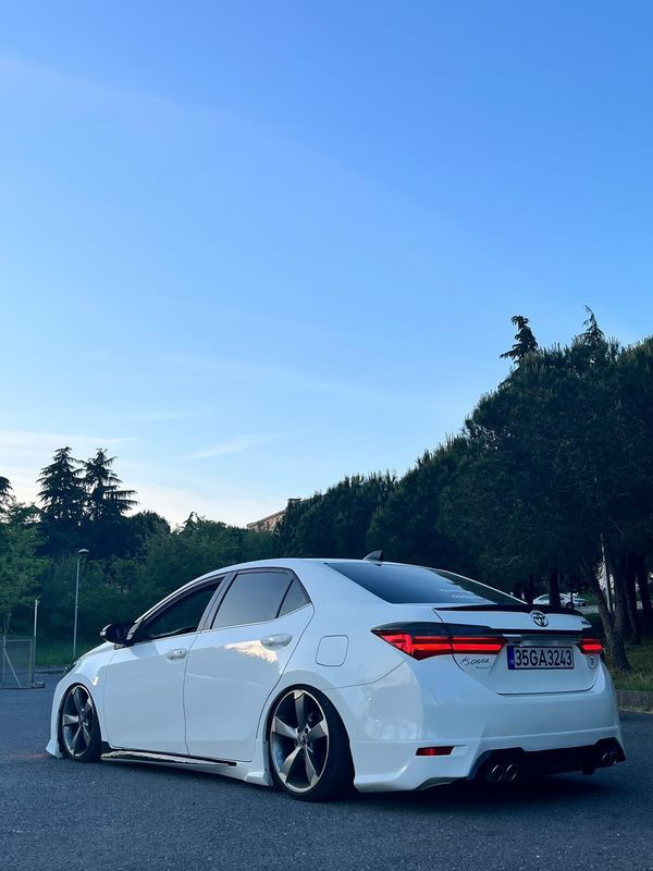 Corolla 2013 2018 Body Kit 3 lü Set Kar Beyaz
