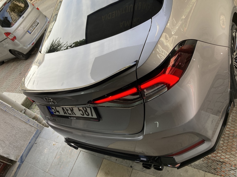 COROLLA 2019-2025 İNCE SPOİLER BAGAJ ÜSTÜ