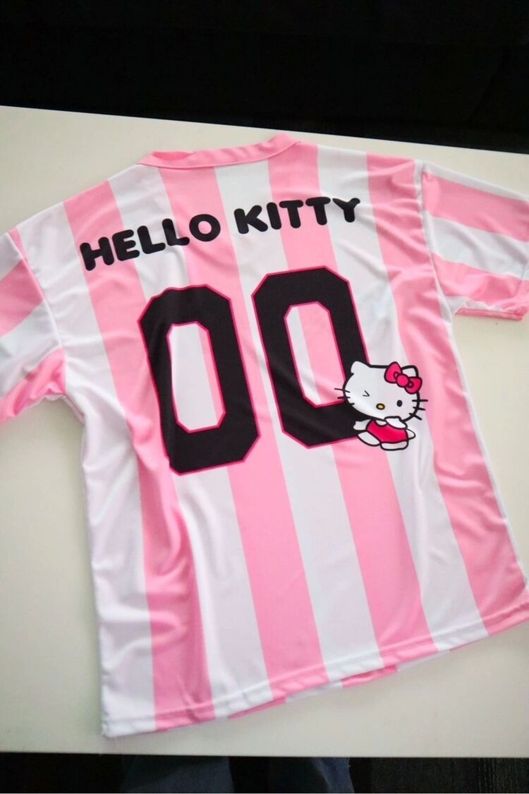 Pembe Beyaz V Yaka Çubuklu Jersey Hello Kitty T-Shirt