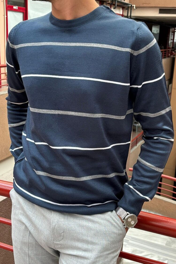 Erkek, Çizgi detaylı, standart fit, Old Money Culture, Bisiklet yaka, triko örme kazak 24PLTK04