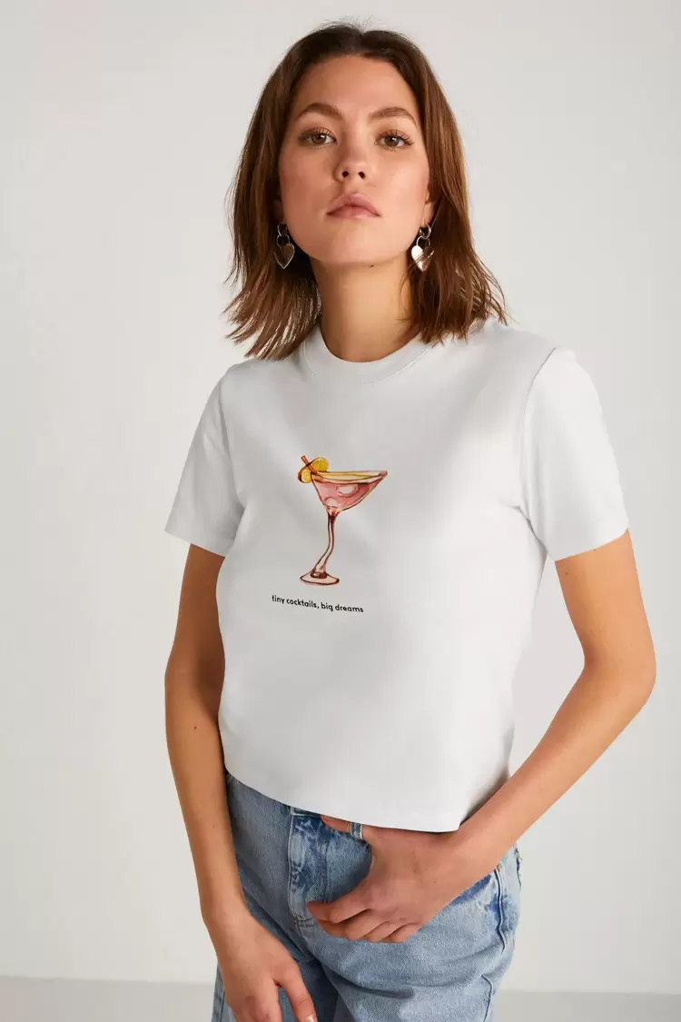 Cocktail Baskı Desenli Kısa Kollu Organik Pamuklu Bisiklet Yaka Crop Sarı T-shirt