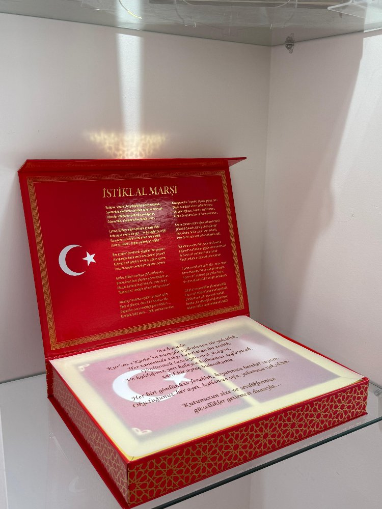 Türk Bayraklı Manevi Hediye