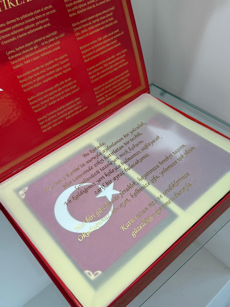 Türk Bayraklı Manevi Hediye