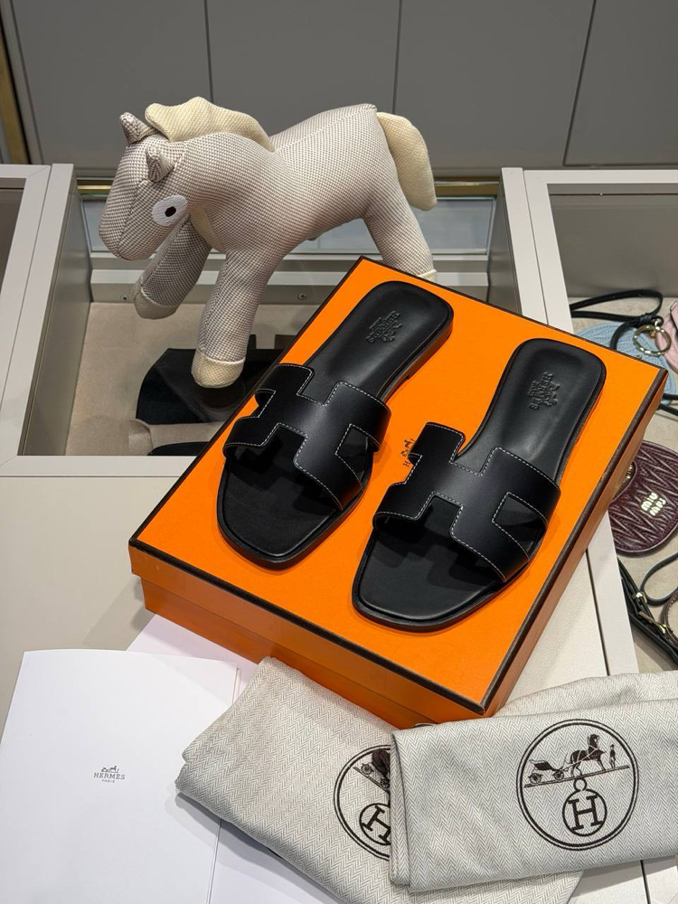 Hermes Oran Sandal