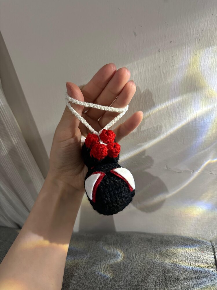 Çanta süsü / Araba süsü Black Spiderman