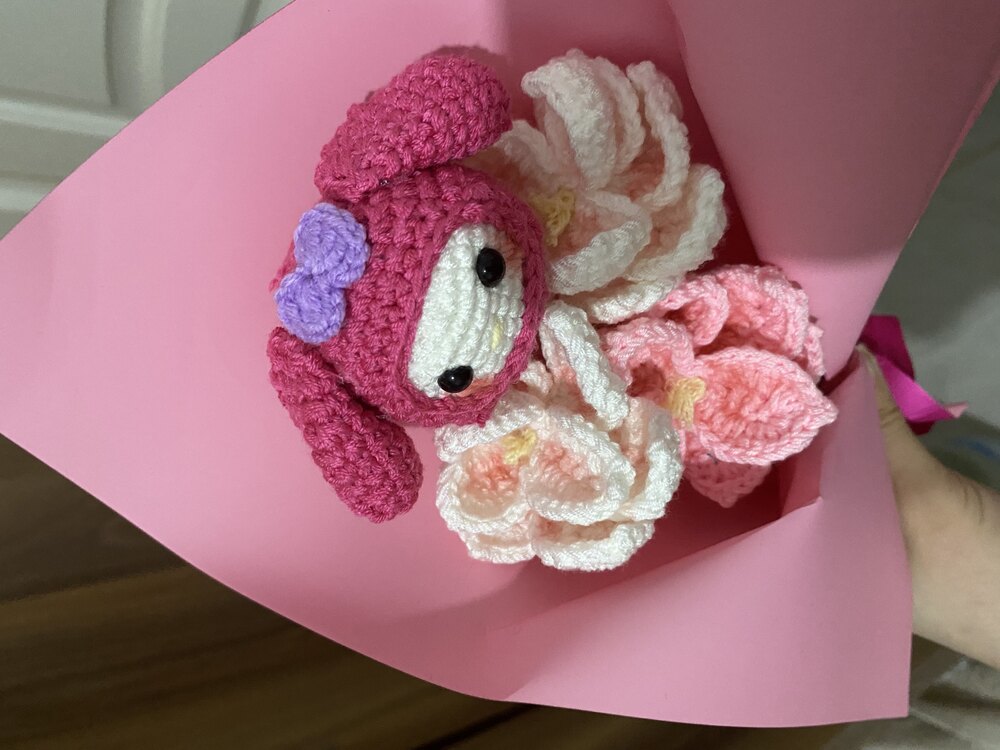 Lotus çiçekli My melody buket