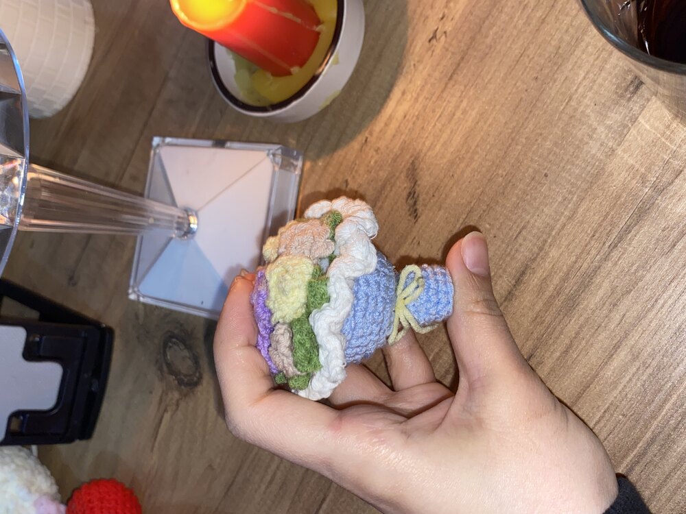 Renkl çiçekli minik buket
