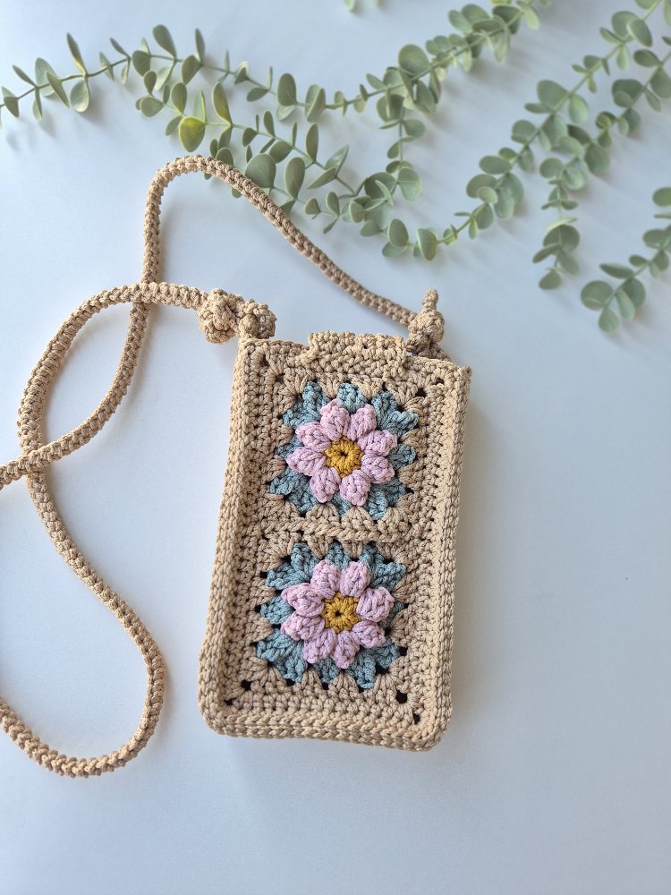 örgü telefon çantası