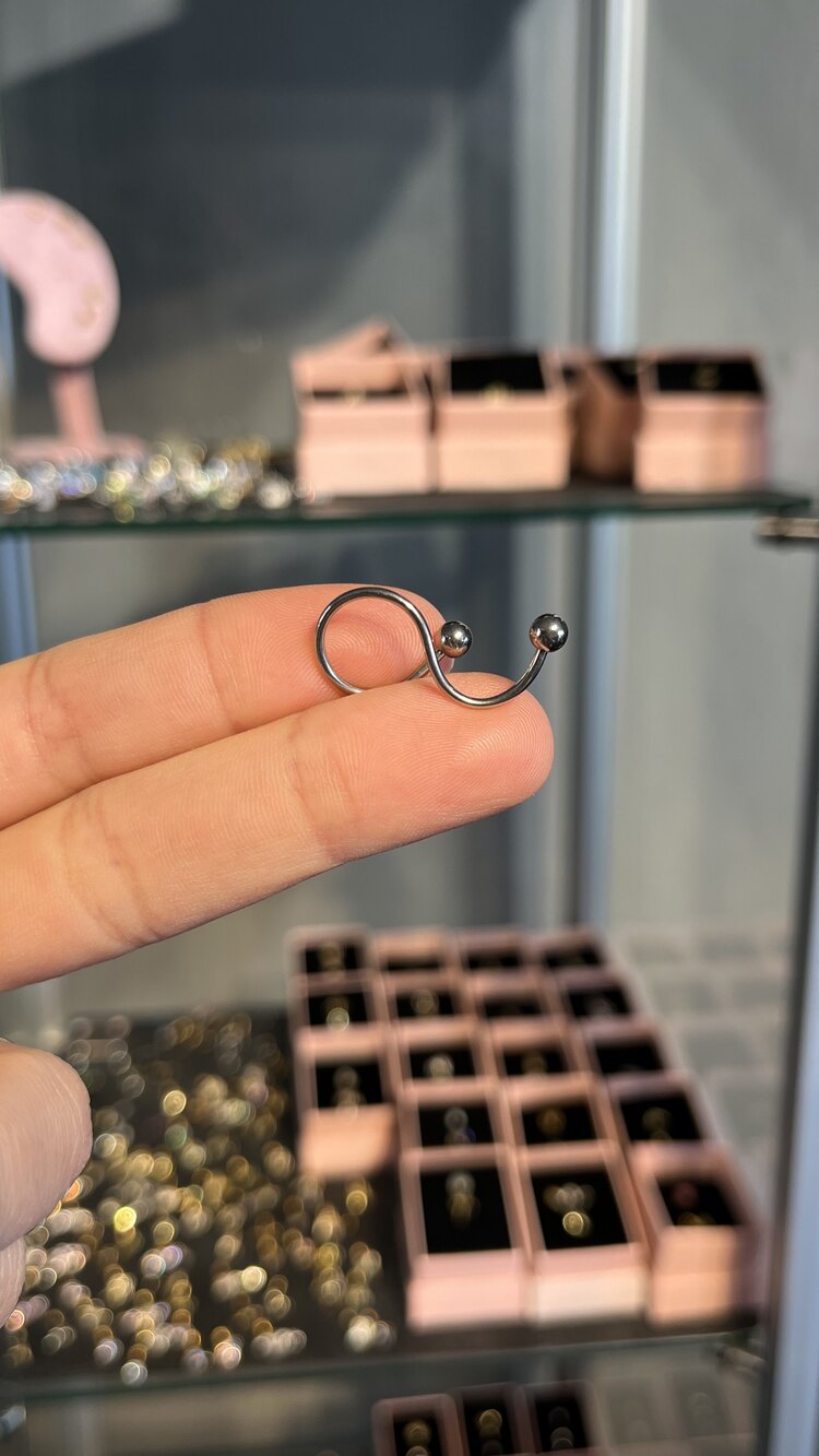 helix piercing