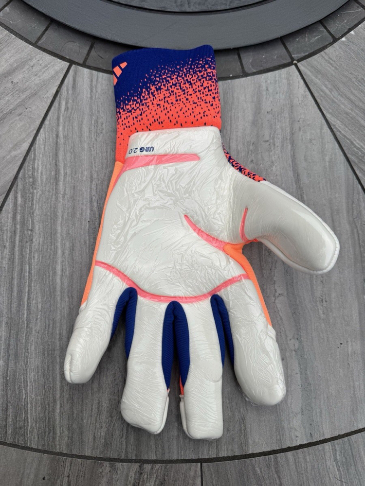 Adidas Predator Hybrid Pro