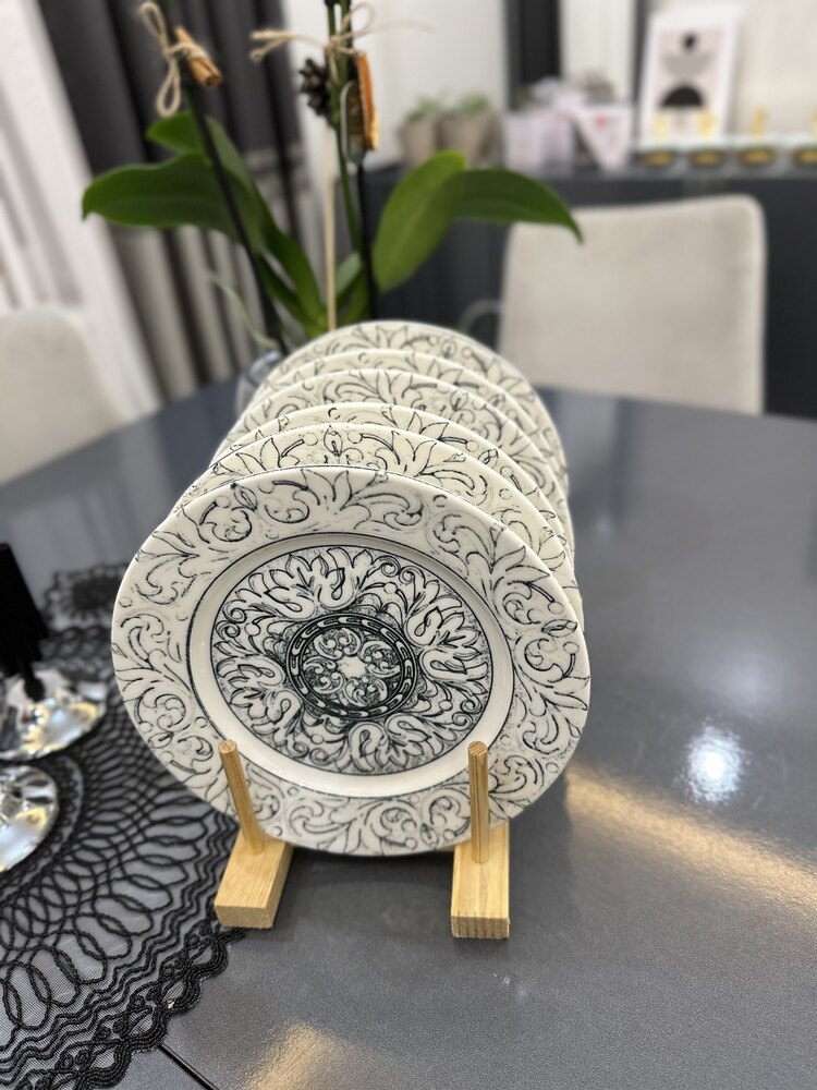 Kendinden kabartmalı siyah 6 lı 20 cm pasta tabağı