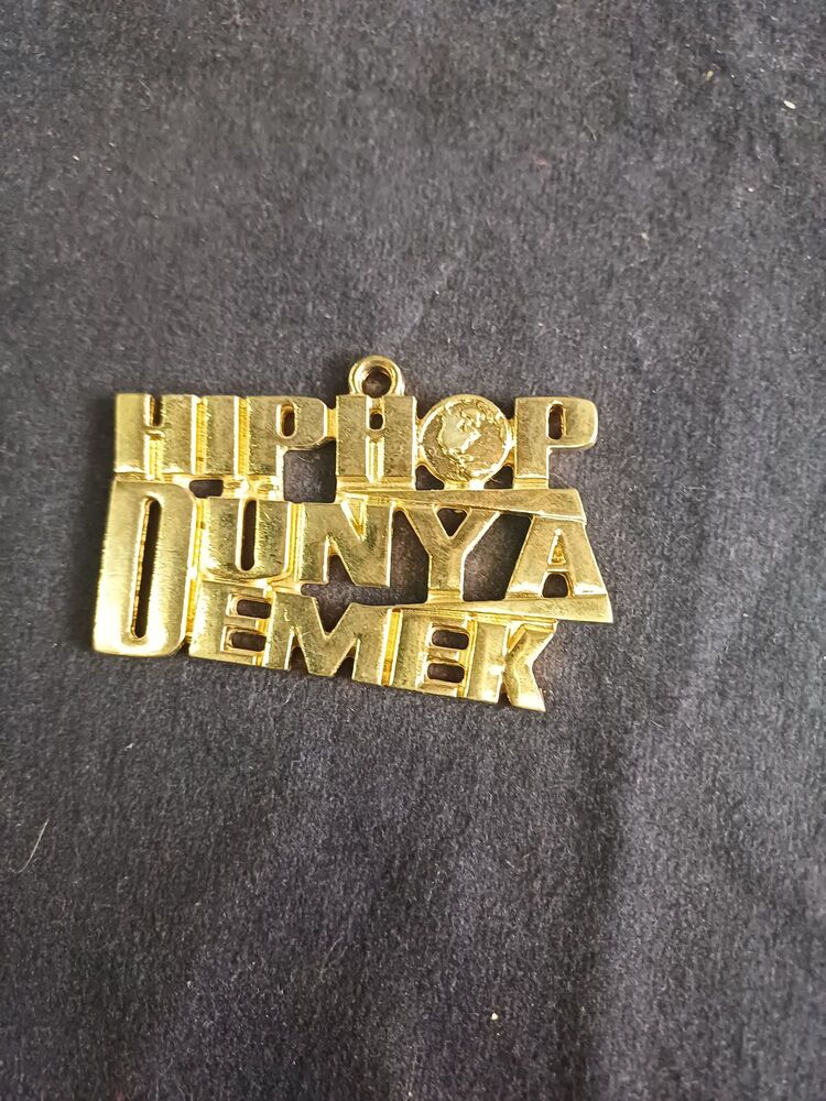 hip hop dünya demek