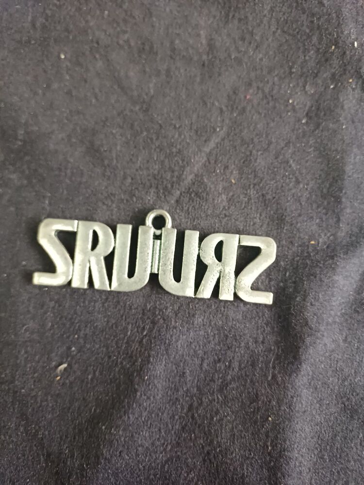 server Uraz kolye ucu