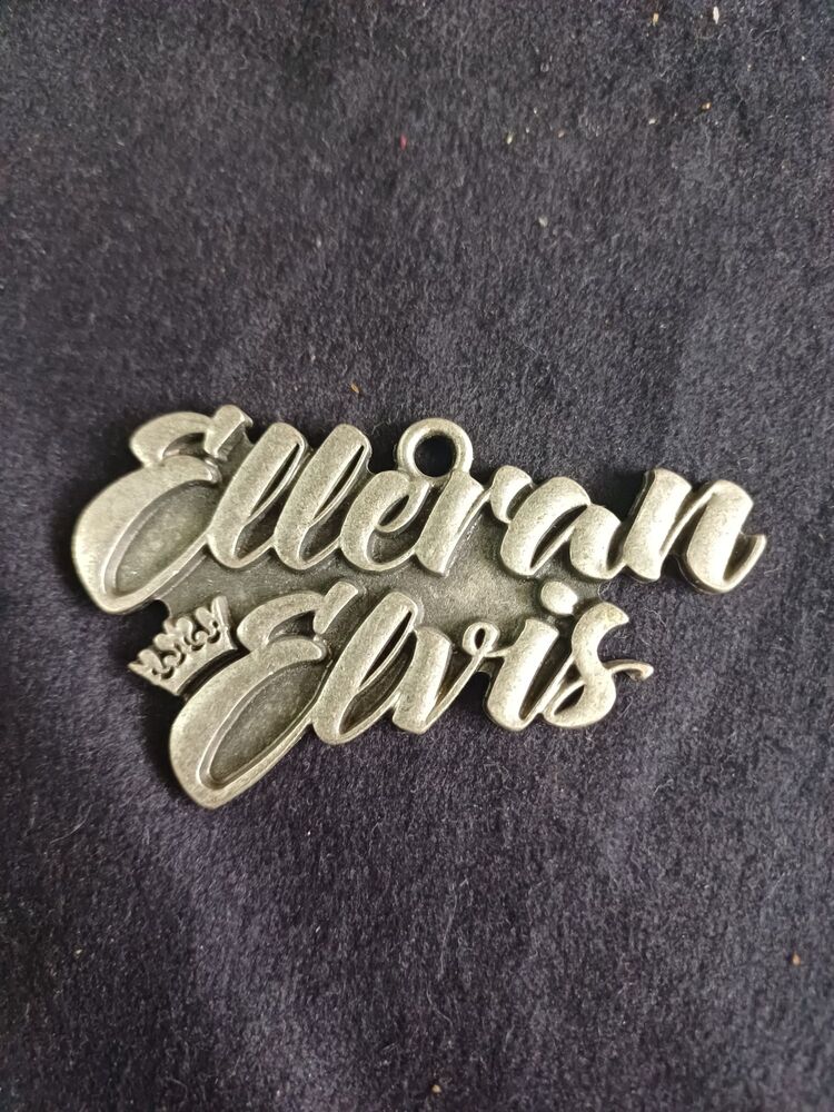elleran Elvis kolye ucu
