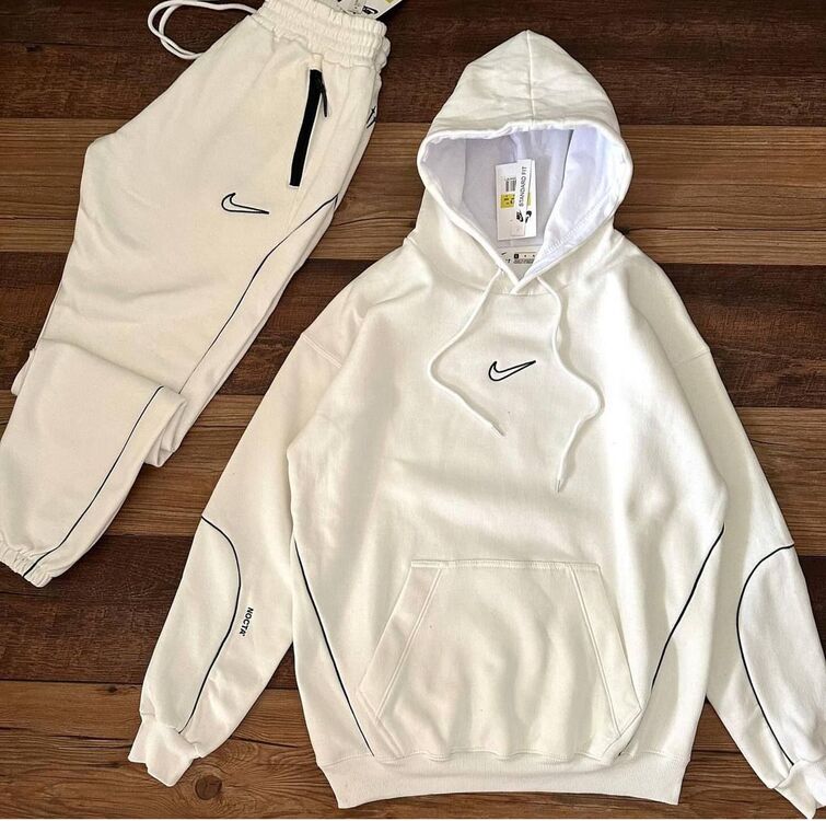 nike eşofman Takımı 