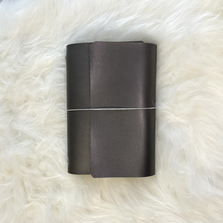 A5 Gümüş Trifold Kılıf