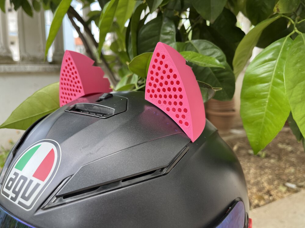 Pembe Kedi 
