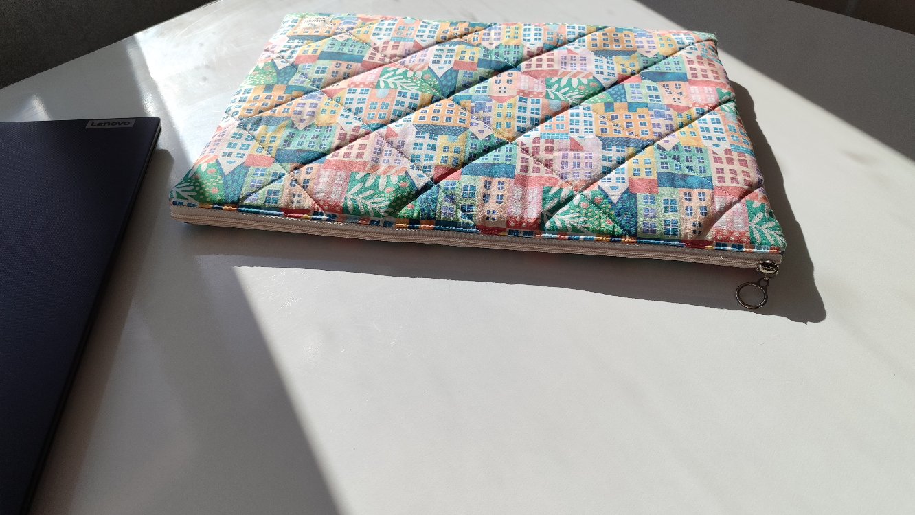 kapitone laptop kılıfı(15.6 inç) 