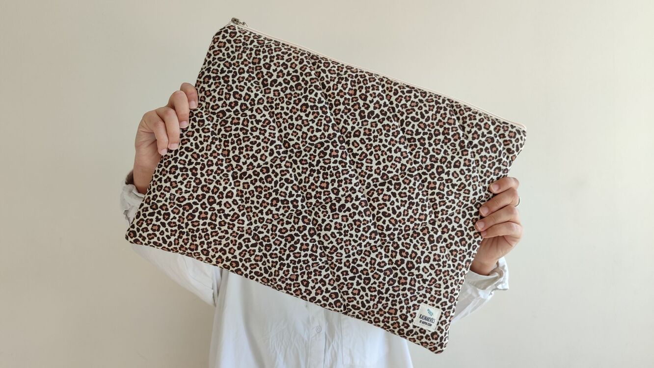 kapitone laptop kılıfı
