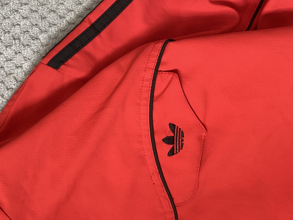 Adidas vtg windbreaker ceket ( s m )