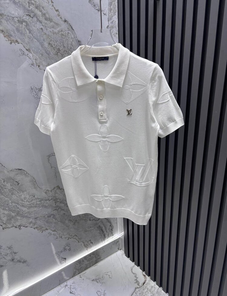LV İTHAL TRİKO YAKALI TİŞÖRT 