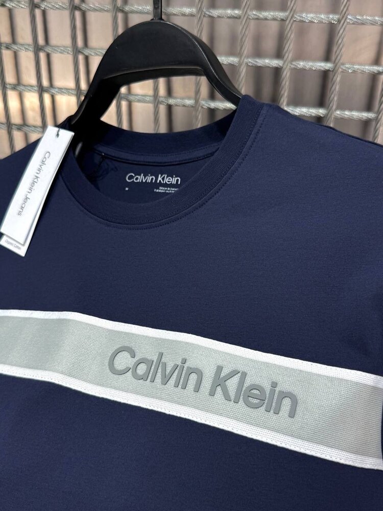 CALVİN KLEİN İTHAL T-SHİRT