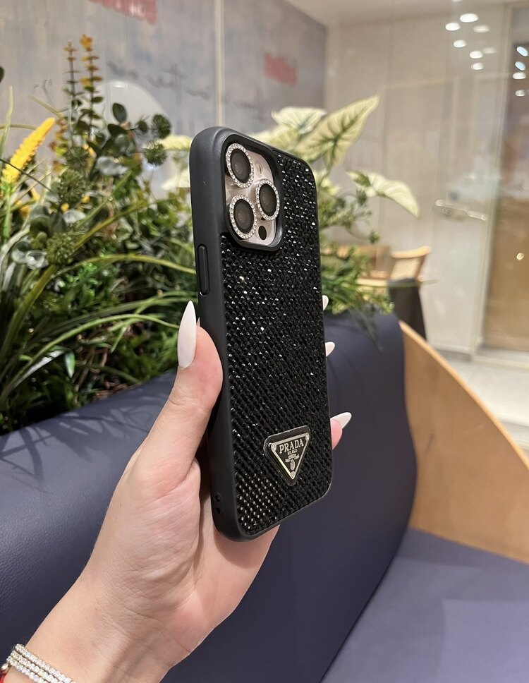Prada Siyah Taşlı Kılıf