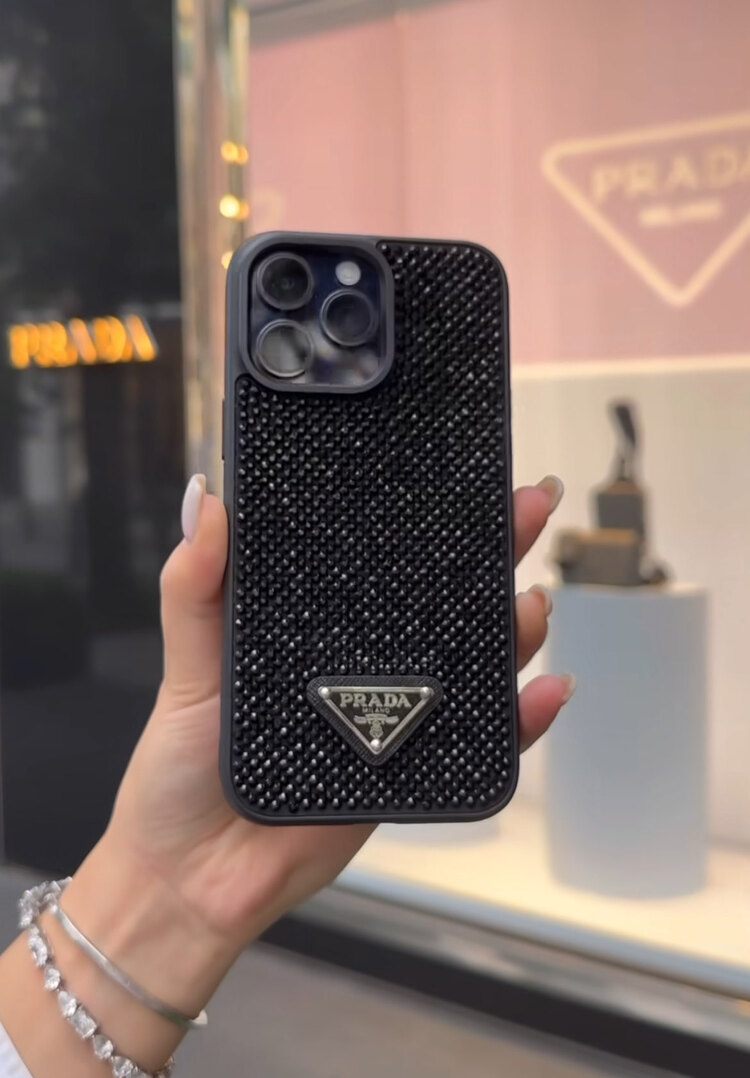 Prada Siyah Taşlı Kılıf