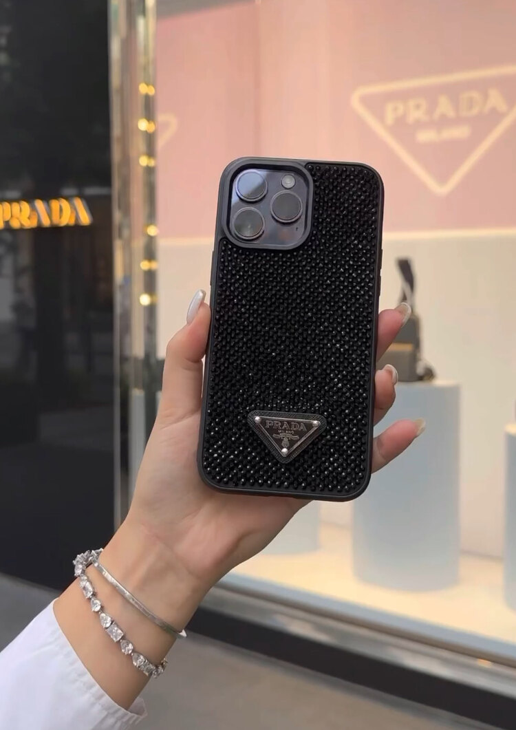 Prada Kılıf