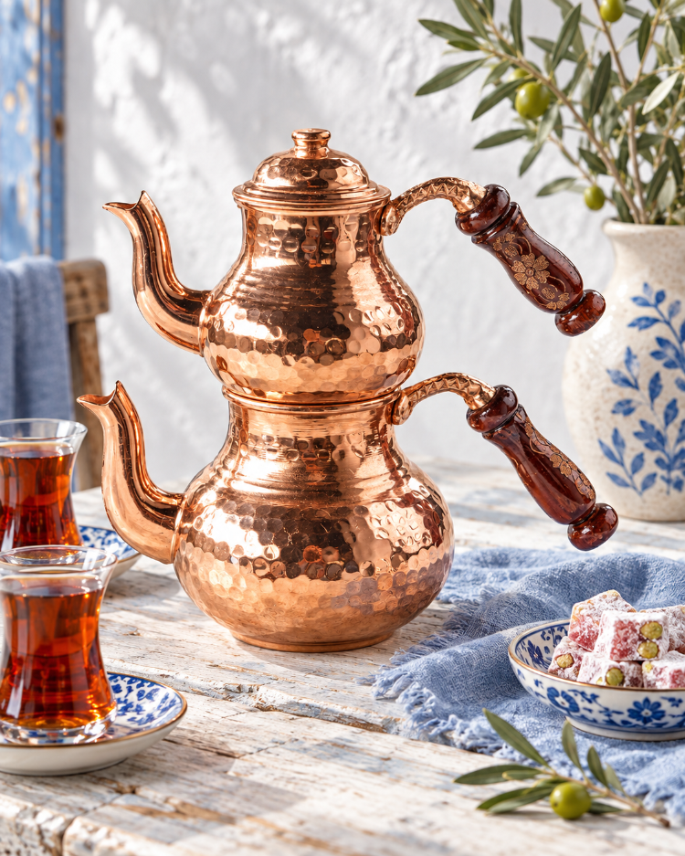 Küçük Boy Bakır Ahşap Kulplu Çaydanlık – %100 Saf Bakır, Kalaylı İç Yüzey