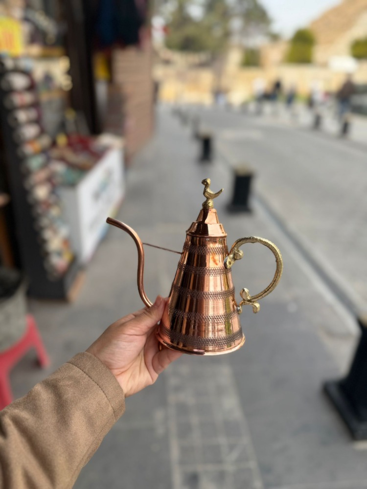 400 ml Bakır Yağdanlık – El İşçiliği Çok Amaçlı Zeytinyağı ve Demlik Sürahisi