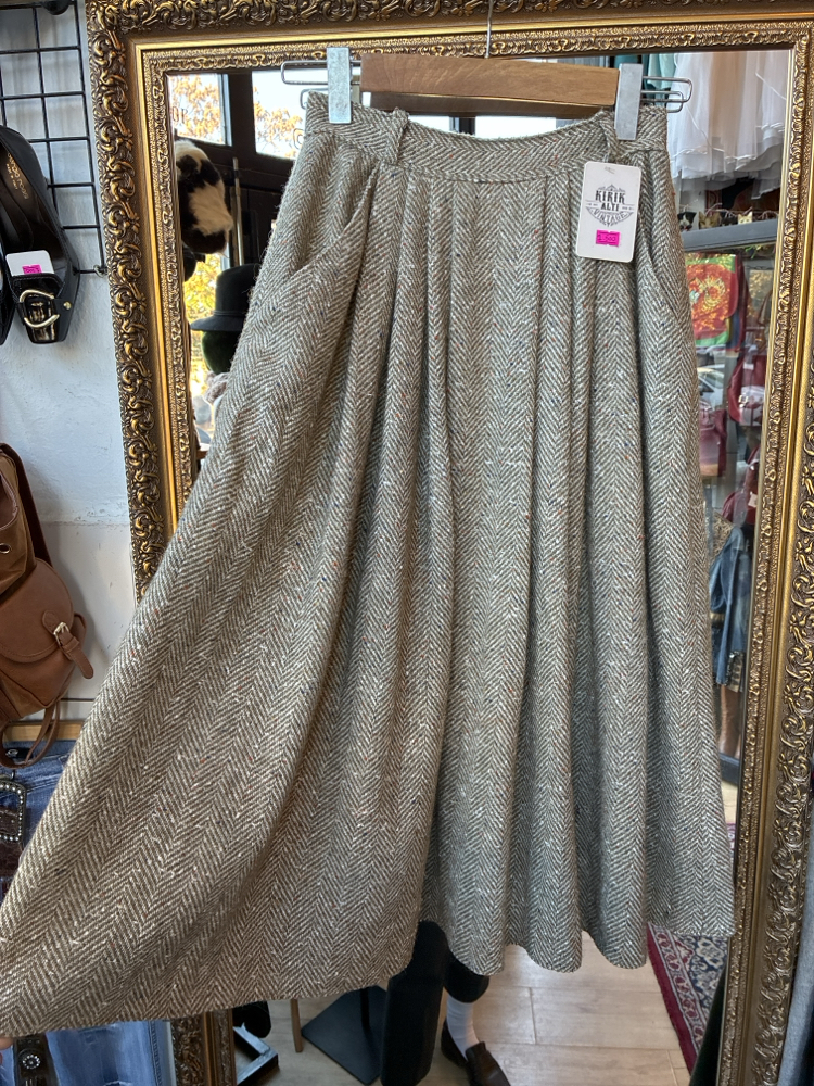 80's Wool Skirt