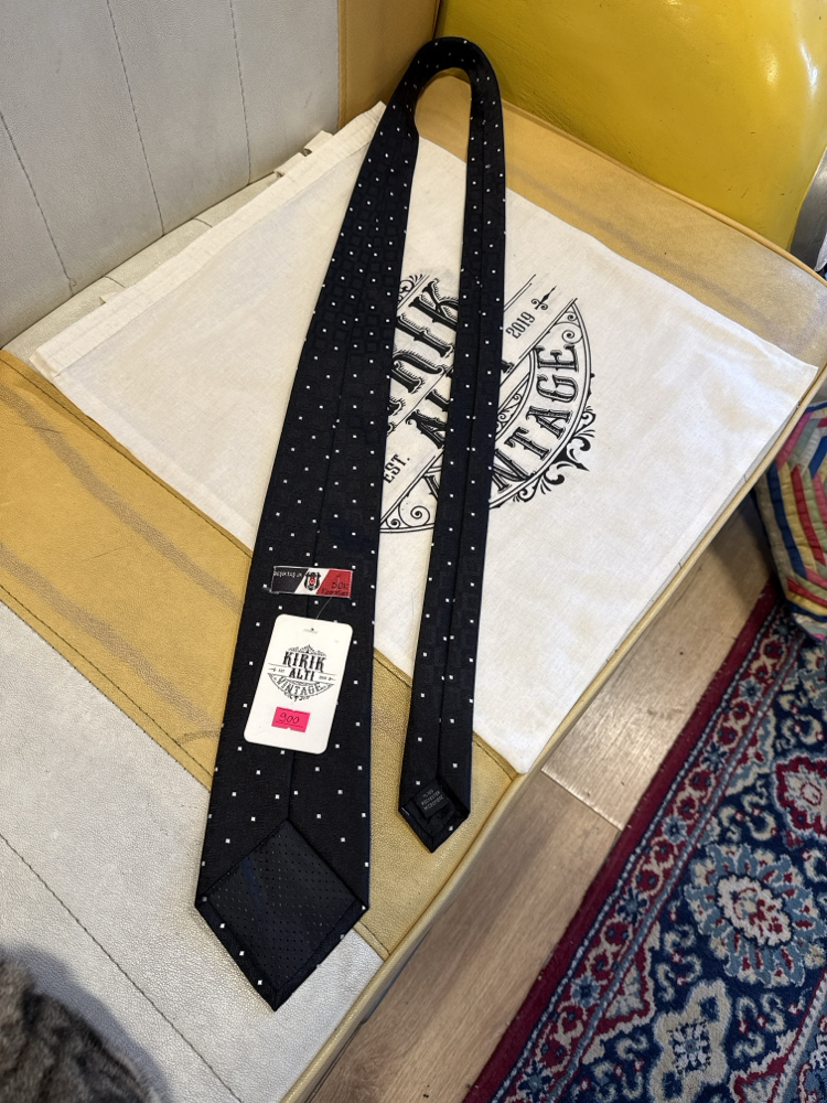 90's BJK Tie 