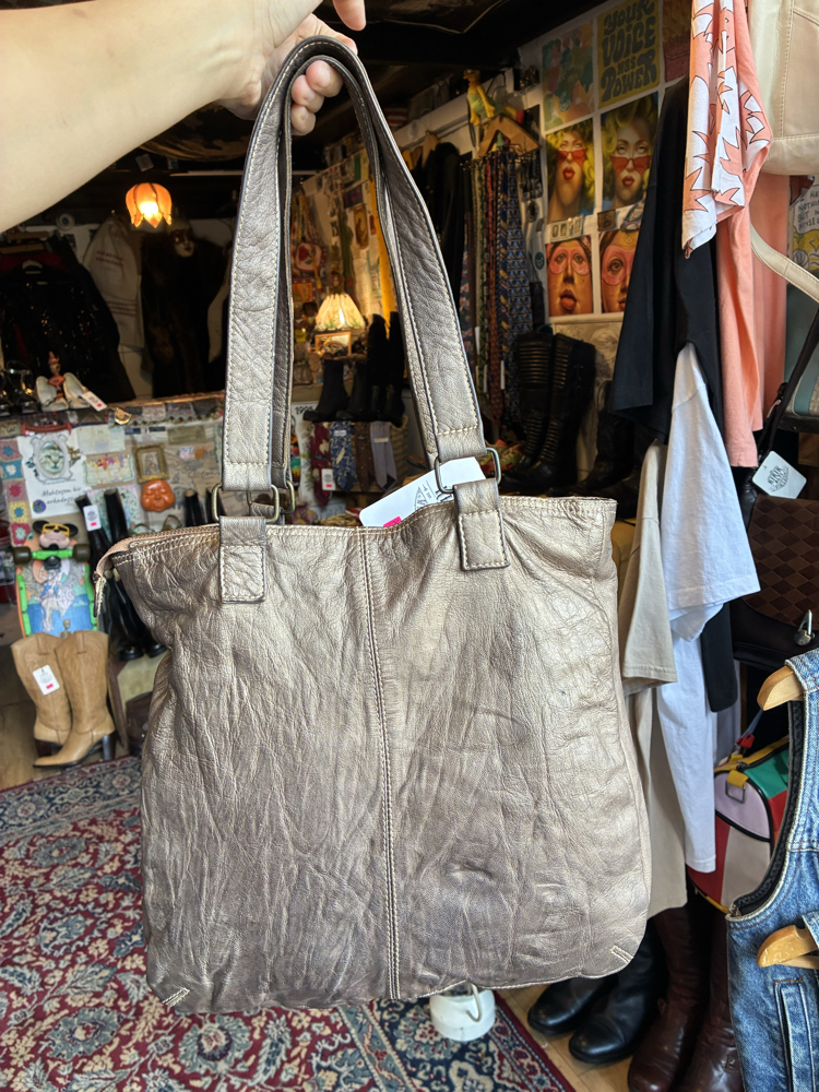 90's Messenger Leather Bag