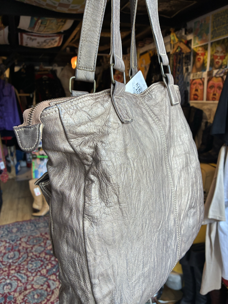 90's Messenger Leather Bag