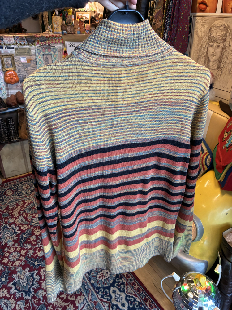 Line Knit