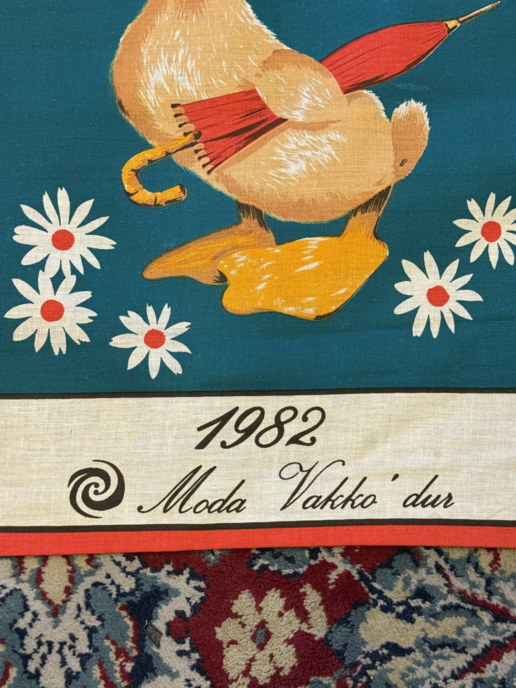 Vakko 1982 Vintage Wall Calendar - Duck Illustrated Cotton Fabric Poster