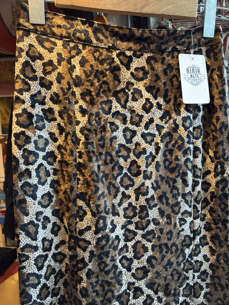 80's Leo Velvet Maxi Skirt