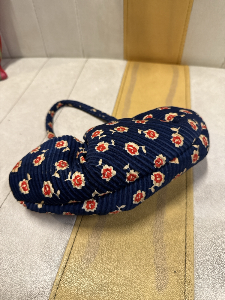 50’s Quilted Floral Kiss-Lock Purse — Midnight Blue & Cherry Bloom