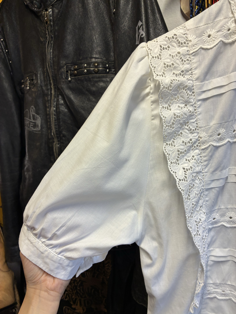 60's White Lace Details Shirt